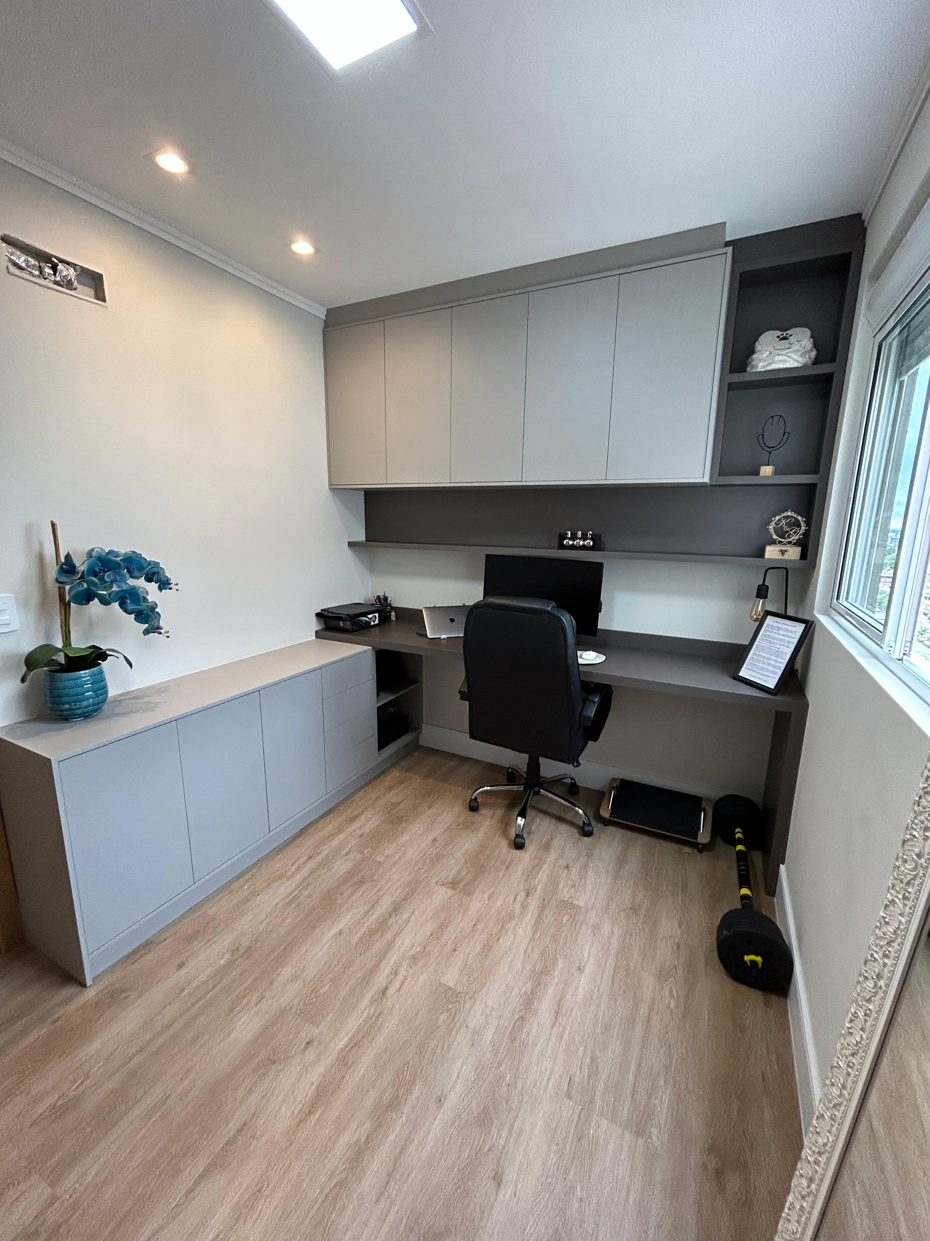 Quarto/escritório planejado